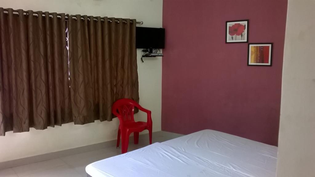 St Xavier Guest House Ченнаї Номер фото